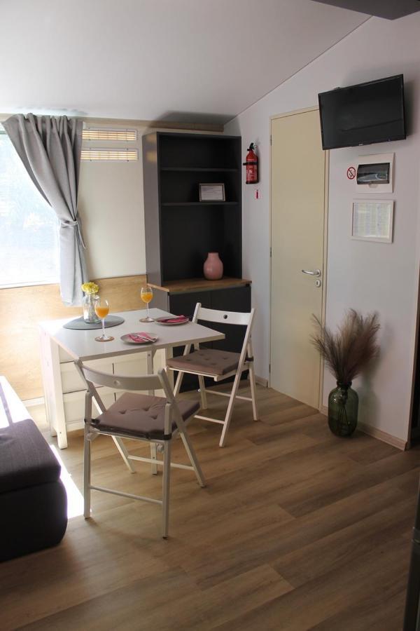 Mobile Home Cicibela Biograd Na Moru Exterior foto